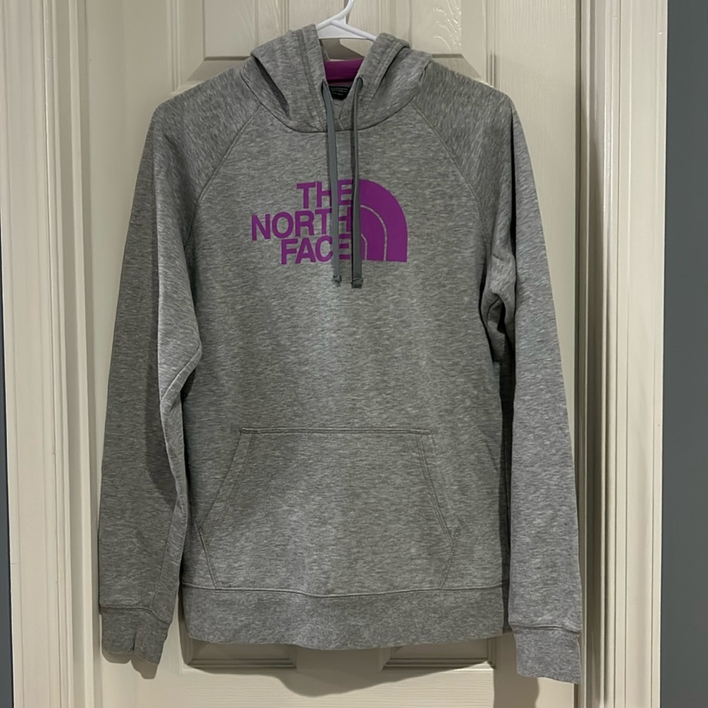 ⚜️ The North Face Women’s Pullover Hoodie size L